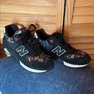 New Balance Black Multicolor Sneakers